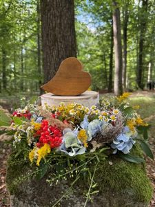 Funeral Decoration at Ruheforst_Forest Burial Ground in Heldritt, Germany.